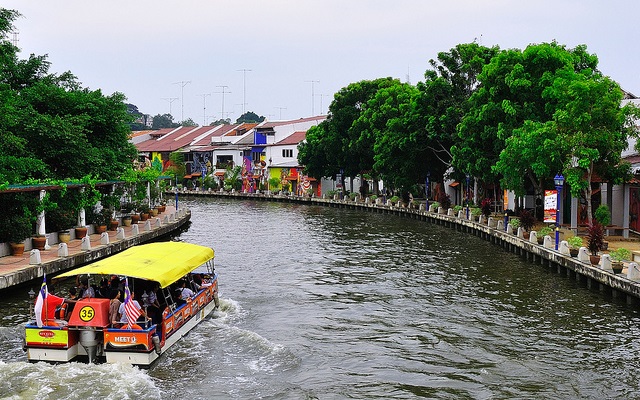 malacca river boat (1)